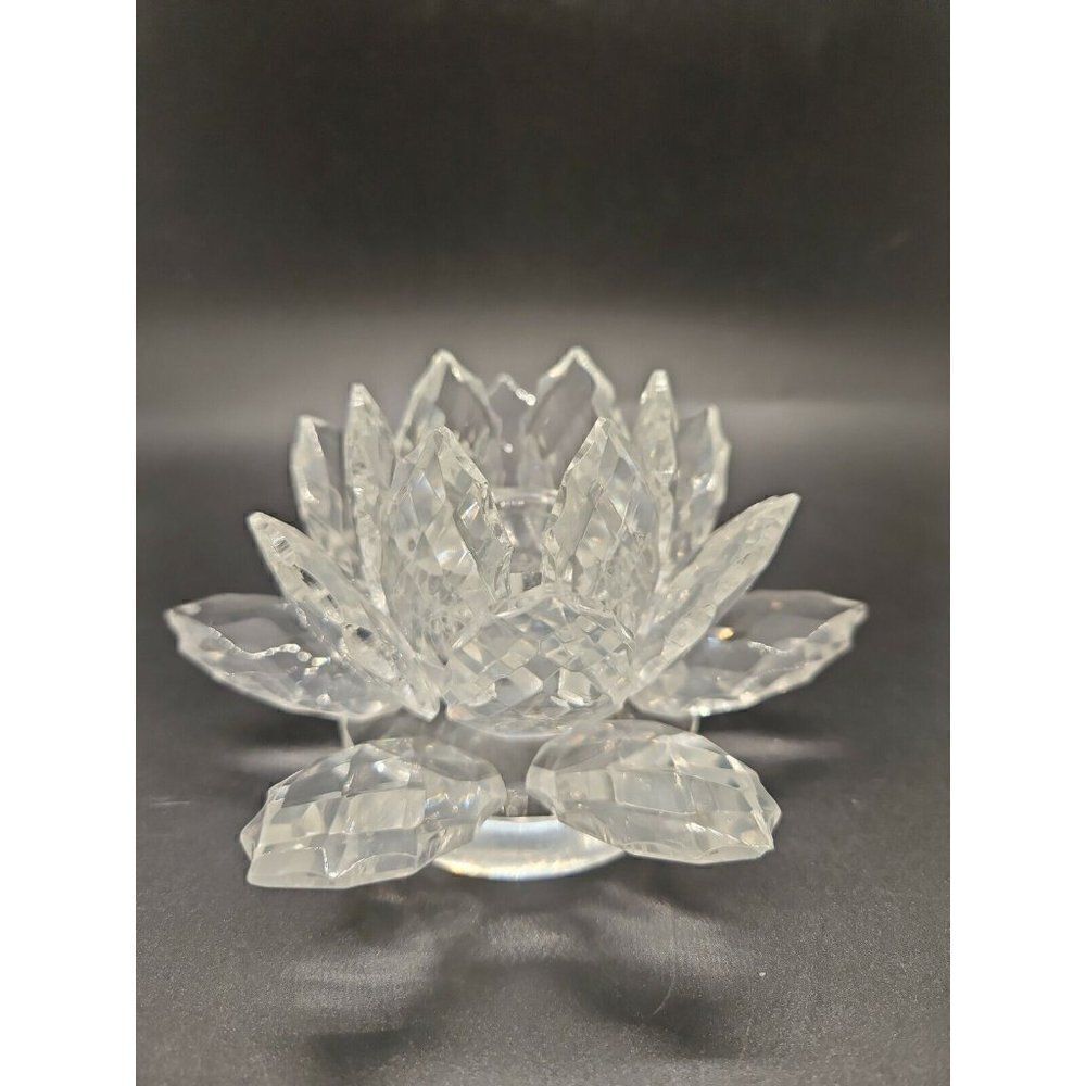 Shannon of Ireland Crystal Lotus Flower Taper Candleholder 5.5" x 3" Round